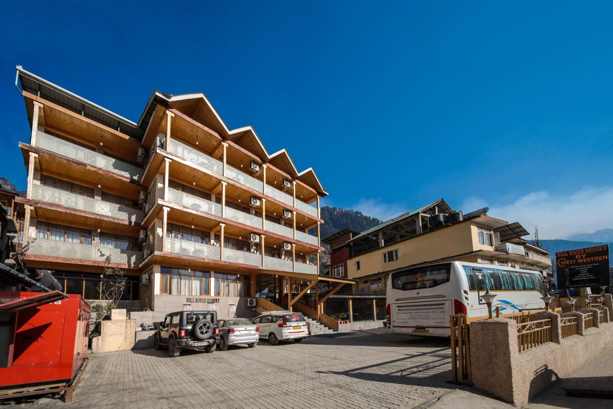 Hill River Resort By West Western Manāli Exteriér fotografie