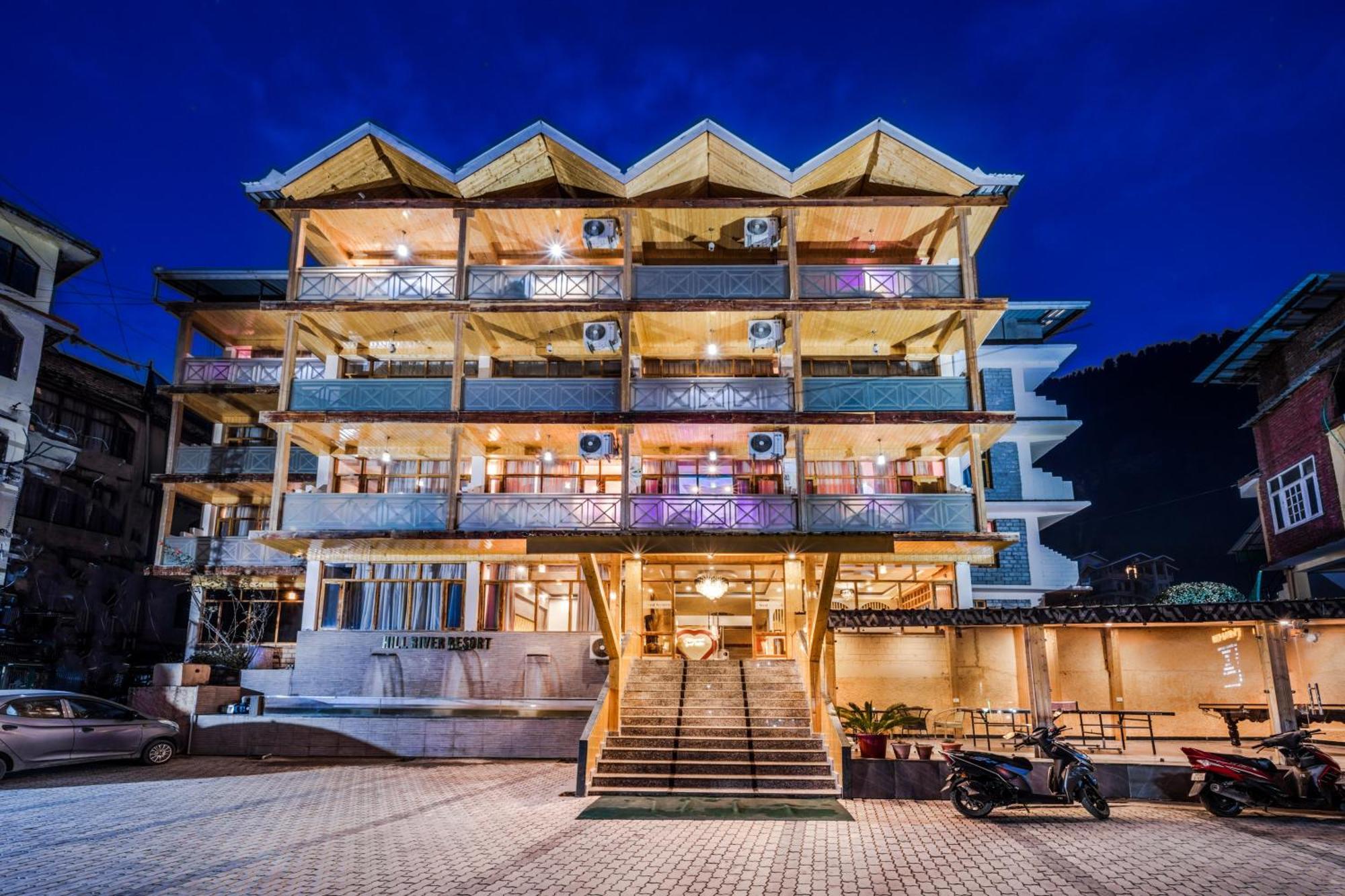 Hill River Resort By West Western Manāli Exteriér fotografie