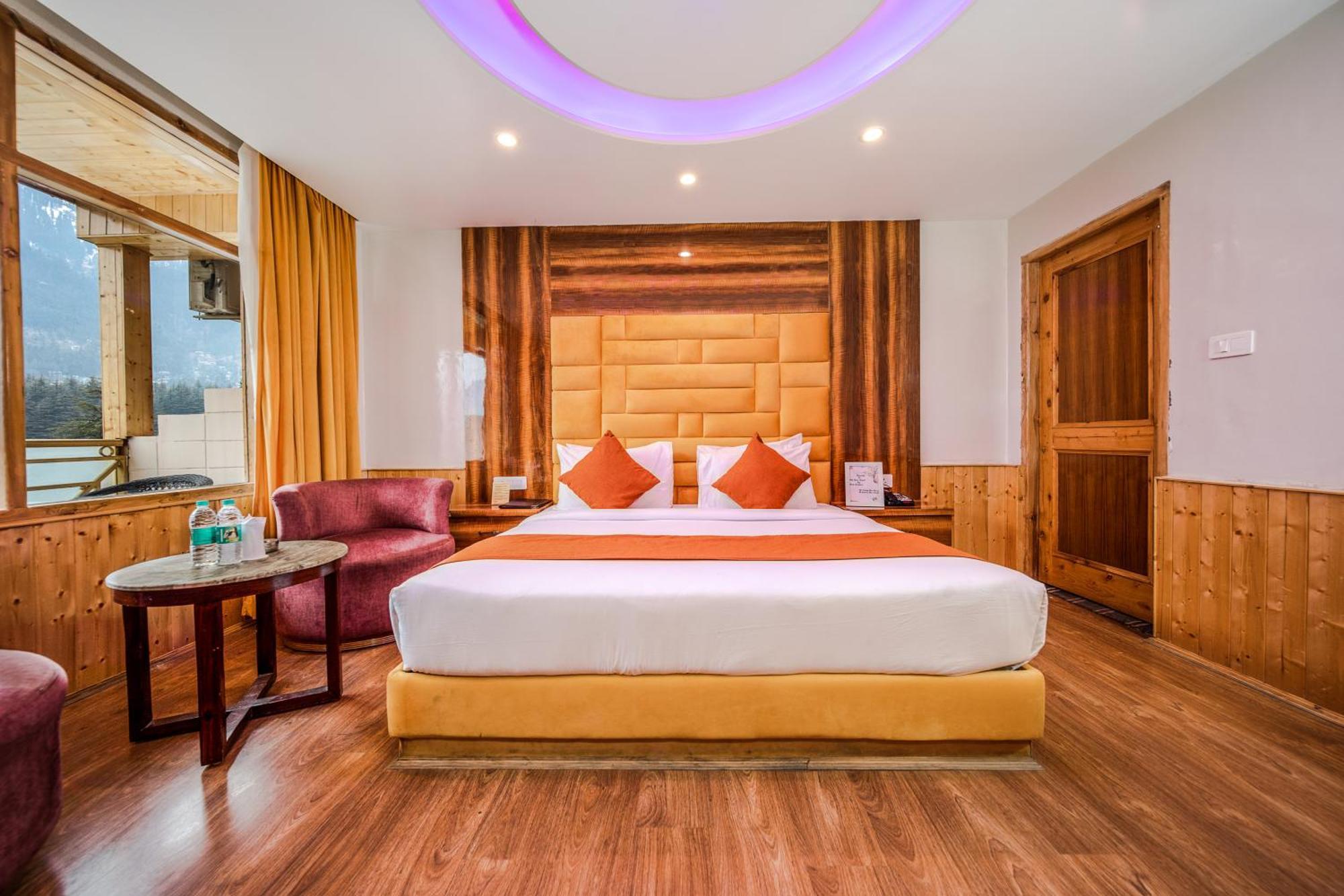 Hill River Resort By West Western Manāli Exteriér fotografie