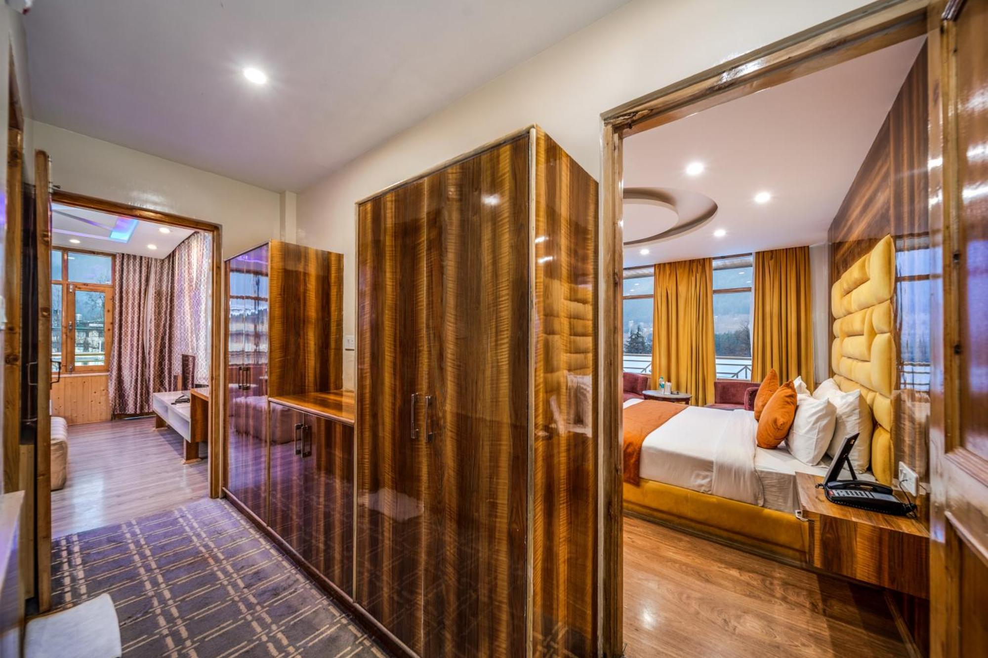 Hill River Resort By West Western Manāli Exteriér fotografie