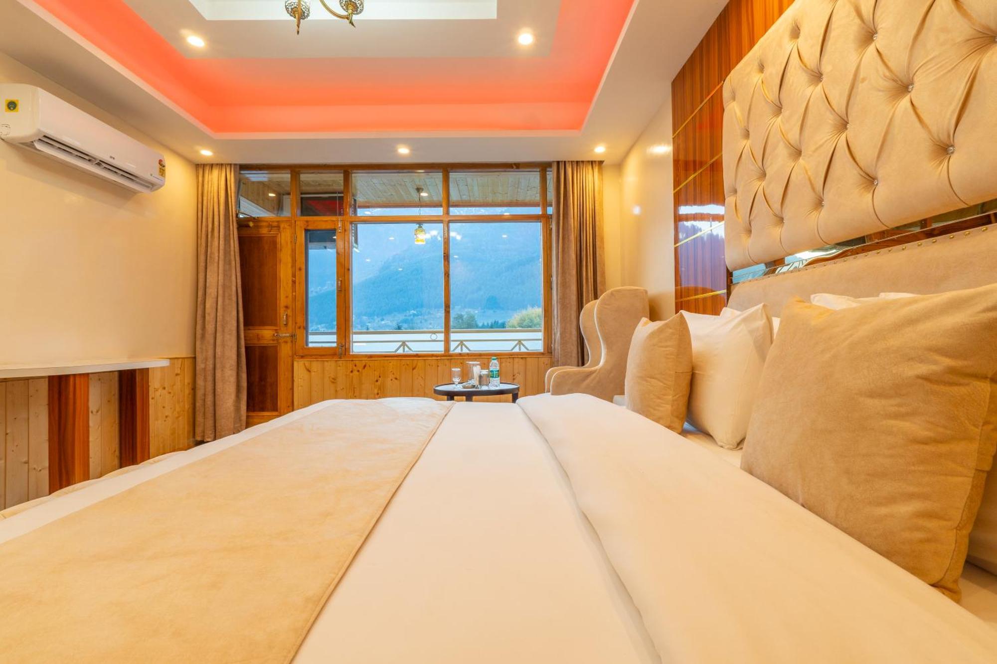 Hill River Resort By West Western Manāli Exteriér fotografie