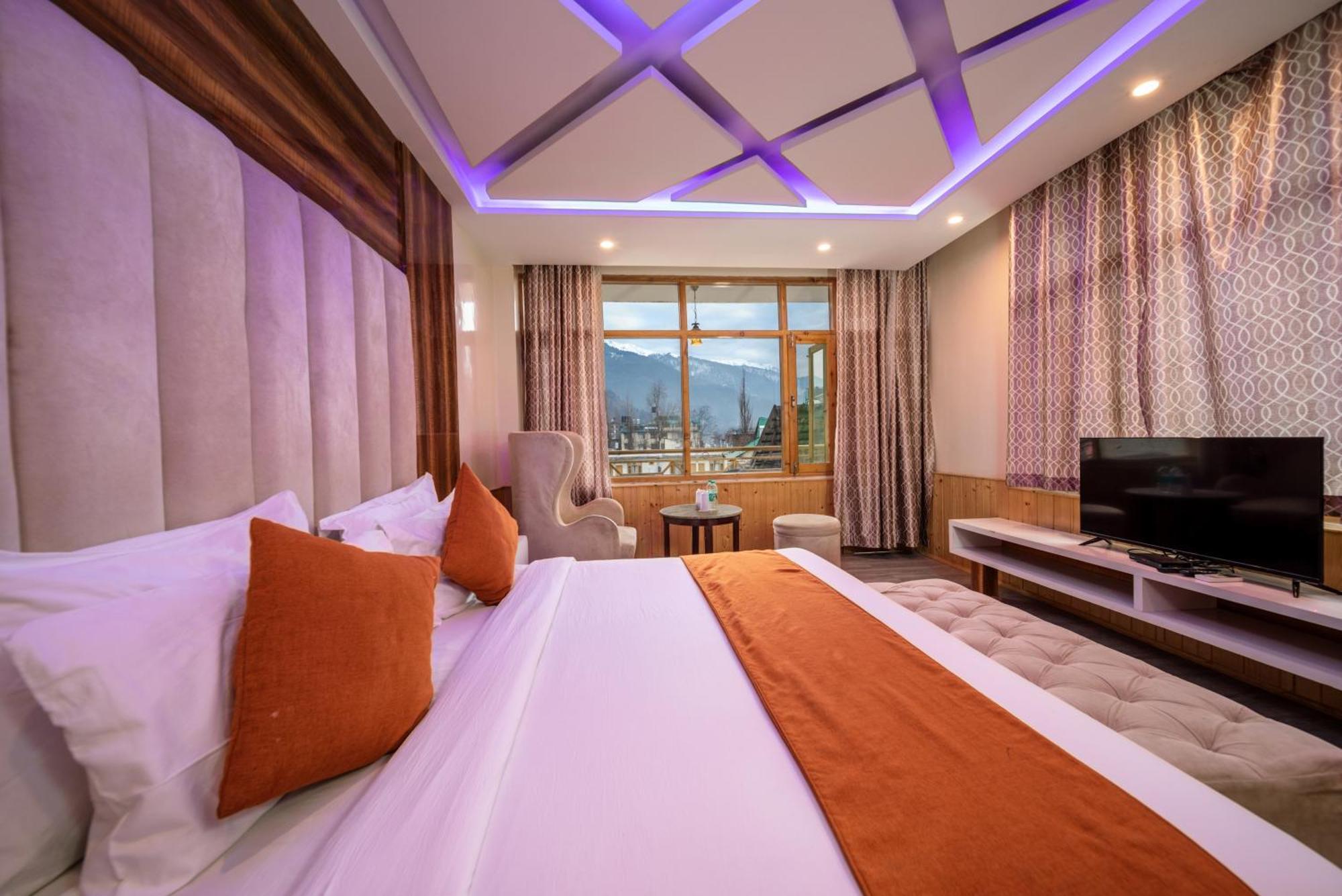 Hill River Resort By West Western Manāli Exteriér fotografie