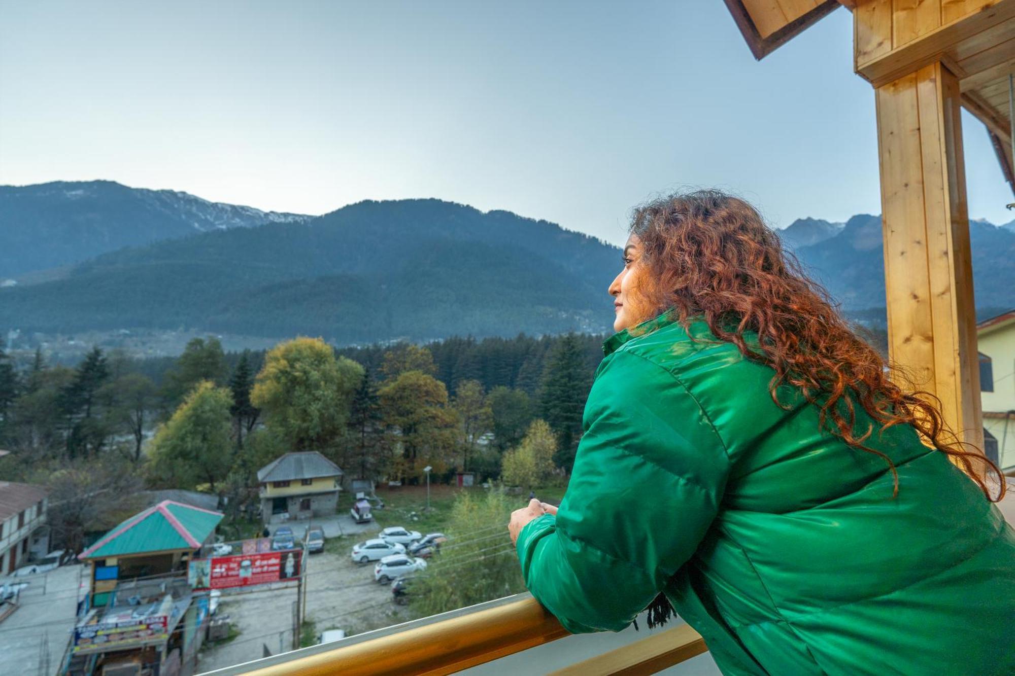 Hill River Resort By West Western Manāli Exteriér fotografie